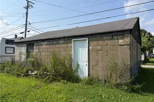 296 W Pennsylvania Ave, Sebring, OH 44672 - Photo 6