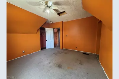 296 W Pennsylvania Avenue, Sebring, OH 44672 - Photo 20