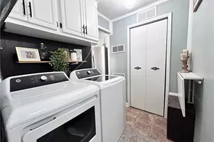6160 Thistlewood Dr, Mentor, OH 44060 - Photo 18