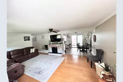 6160 Thistlewood Drive, Mentor, OH 44060 - Photo 6