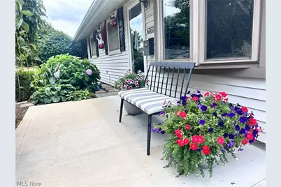 6160 Thistlewood Drive, Mentor, OH 44060 - Photo 2