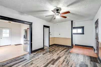 1527 Alden Avenue SW, Canton, OH 44706 - Photo 6