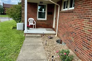 701 Coitsville Rd, Campbell, OH 44405 - Photo 4