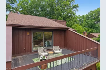 944 Trimble Place, Sagamore Hills, OH 44067 - Photo 32