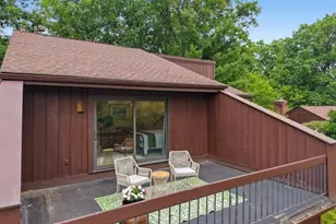 944 Trimble Pl, Sagamore Hills, OH 44067 - Photo 32