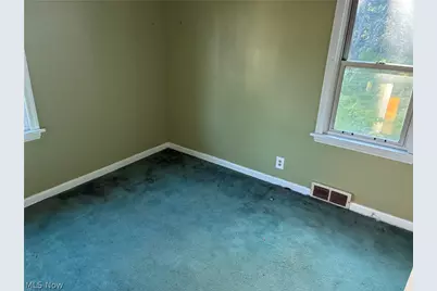 1235 Bordner Avenue SW, Canton, OH 44710 - Photo 10