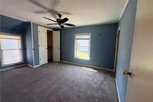978 Buffalo St, Conneaut, OH 44030 - Photo 8