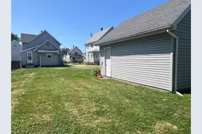 978 Buffalo Street, Conneaut, OH 44030 - Photo 18