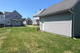 978 Buffalo St, Conneaut, OH 44030 - Photo 18