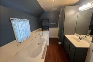 978 Buffalo St, Conneaut, OH 44030 - Photo 10