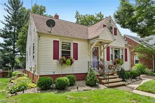 394 E Park Ave, Barberton, OH 44203 - Photo 32