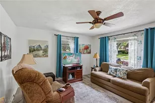 394 E Park Ave, Barberton, OH 44203 - Photo 8