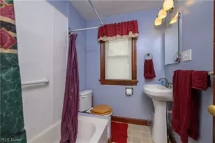 2984 Massillon Rd, Akron, OH 44312 - Photo 14