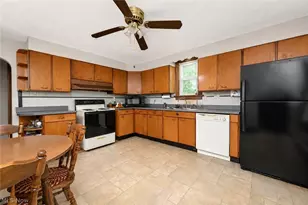 2984 Massillon Rd, Akron, OH 44312 - Photo 4