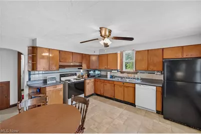 2984 Massillon Road, Akron, OH 44312 - Photo 2