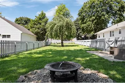 2641 Edwin Avenue, Akron, OH 44314 - Photo 34