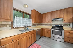 14969 Cowley Rd, Columbia Station, OH 44028 - Photo 10