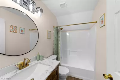 7695 Bar Harbour Lane, Mentor, OH 44060 - Photo 20