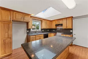 4221 Princess Anne Ct, Lorain, OH 44052 - Photo 16