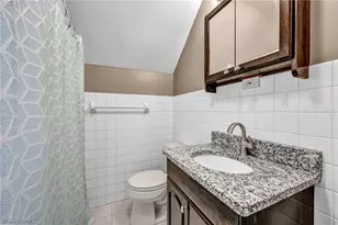 5234 Karen Isle Dr, Willoughby, OH 44094 - Photo 26