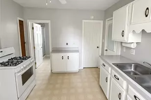7602 Wentworth Ave, Loveland, OH 44102 - Photo 14