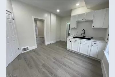 9703 Elwell Avenue, Loveland, OH 44104 - Photo 6