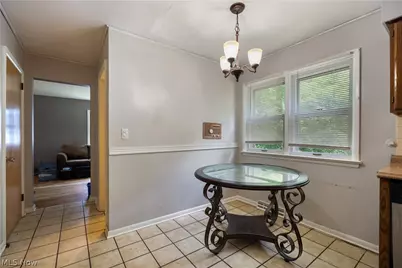 542 Garnette Road, Akron, OH 44313 - Photo 8