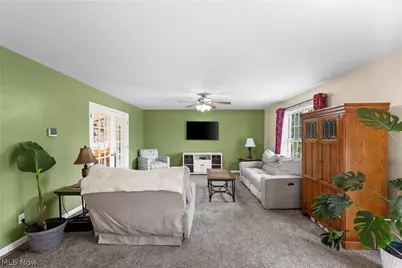 71320 Sharon Road, Bridgeport, OH 43912 - Photo 8