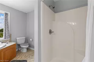 71320 Sharon Rd, Bridgeport, OH 43912 - Photo 22