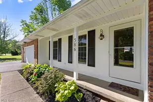 586 Brookpark Dr, Cuyahoga Falls, OH 44223 - Photo 26