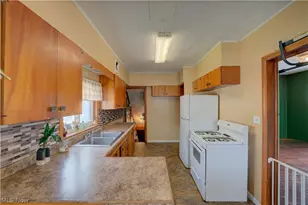 701 Tenney Ave, Amherst, OH 44001 - Photo 8