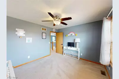 2450 Fairchild Circle NW, Uniontown, OH 44685 - Photo 32