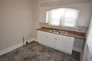 448 Bruner St, Akron, OH 44306 - Photo 14