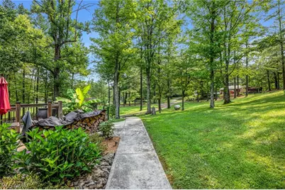 66073 Wolfs Den, Cambridge, OH 43725 - Photo 6
