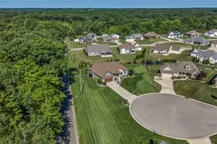 3998 Mary Way, Canfield, OH 44406 - Photo 2