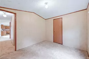 31991 Haessly Rd, Hanoverton, OH 44423 - Photo 4