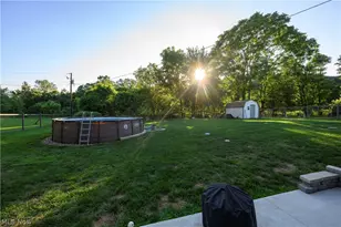 2984 Seikel Dr NE, Dover, OH 44622 - Photo 10