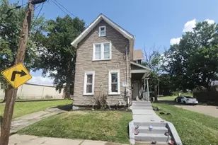 1325 4th St NW, Canton, OH 44703 - Photo 2