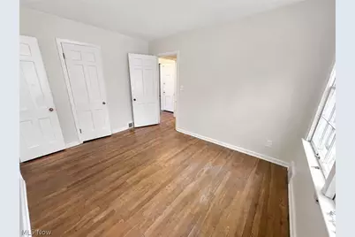 19208 Chagrin, Huber Heights, OH 44122 - Photo 16
