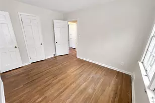 19208 Chagrin, Huber Heights, OH 44122 - Photo 16