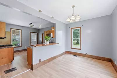 20954 Lake Park Boulevard, Alliance, OH 44601 - Photo 4