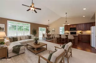 8541 Alexis Dr, Macedonia, OH 44056 - Photo 4