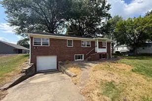 815 3rd St SW, New Philadelphia, OH 44663 - Photo 8