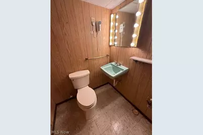 815 3rd Street SW, New Philadelphia, OH 44663 - Photo 22