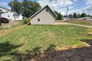 815 3rd St SW, New Philadelphia, OH 44663 - Photo 6
