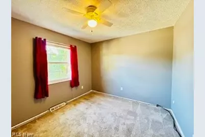 157 Ault Street, Wadsworth, OH 44281 - Photo 6