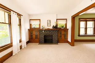 684 Dayton St, Akron, OH 44310 - Photo 8