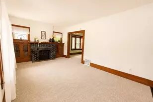 684 Dayton St, Akron, OH 44310 - Photo 6