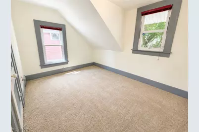 684 Dayton Street, Akron, OH 44310 - Photo 24