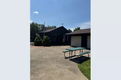 36349 S Riverview Drive, Eastlake, OH 44095 - Photo 10